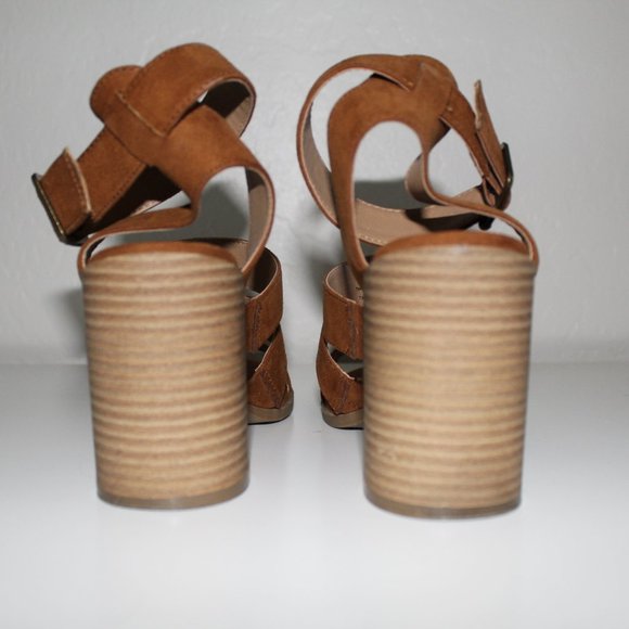 universal thread tan suede block heels - Picture 5 of 8